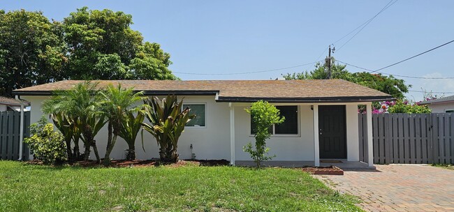 Photo - 1308 NW 2nd St Casa