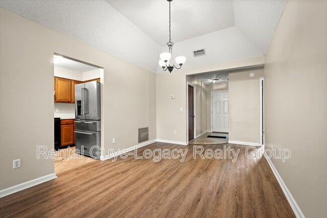 Photo - 3956 Hollows Dr