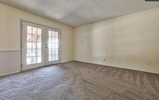 Photo - Beautiful Townhome for Rent!