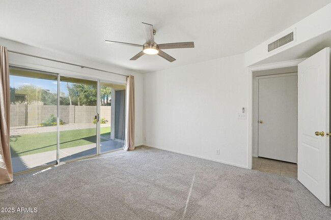 Photo - 1294 N Blackstone Dr