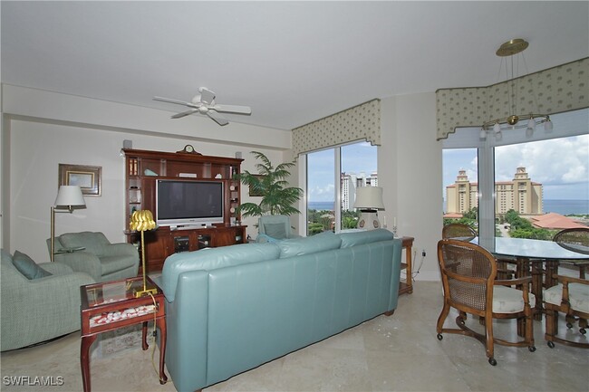 Building Photo - 8787 Bay Colony Dr Unit 906 Rental