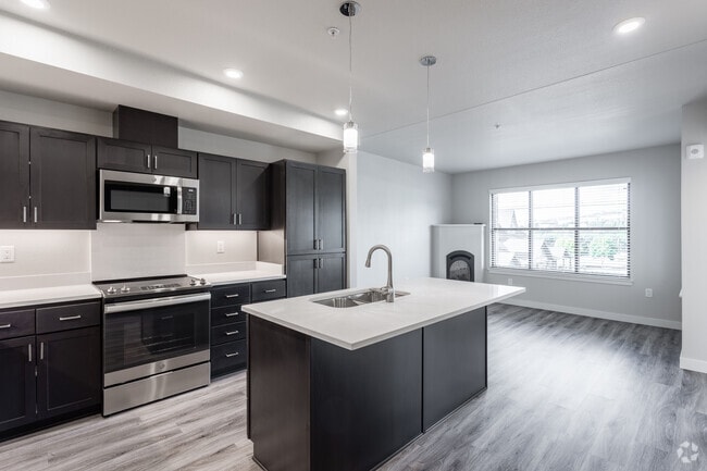 1BR, 1BA - 970SF - Kitchen