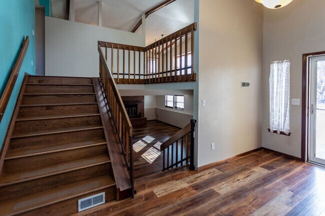 Photo - 7673 Safari Cir