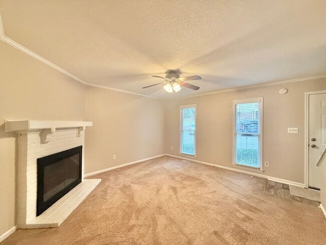 Photo - 6523 Hearthstone Dr