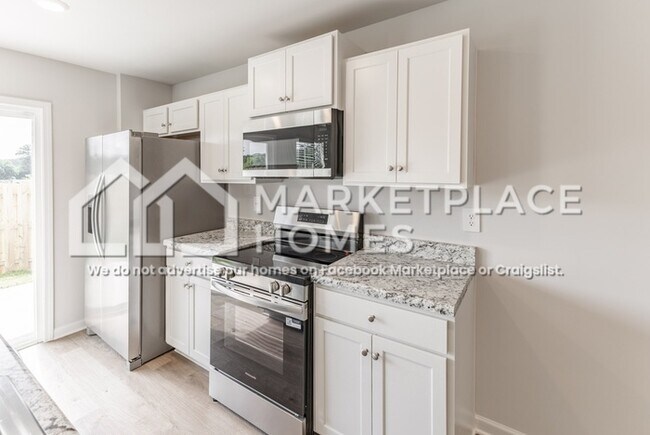 Photo - 4131 Hudson Ct SW
