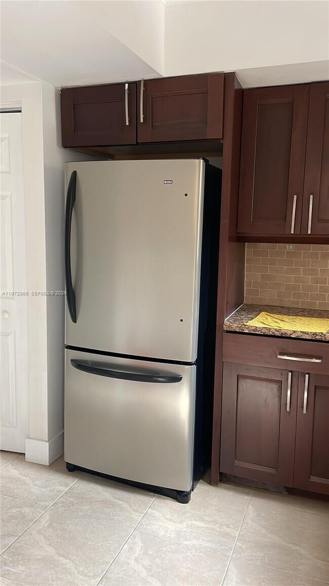 Photo - 800 NE 199th St Unit 105D