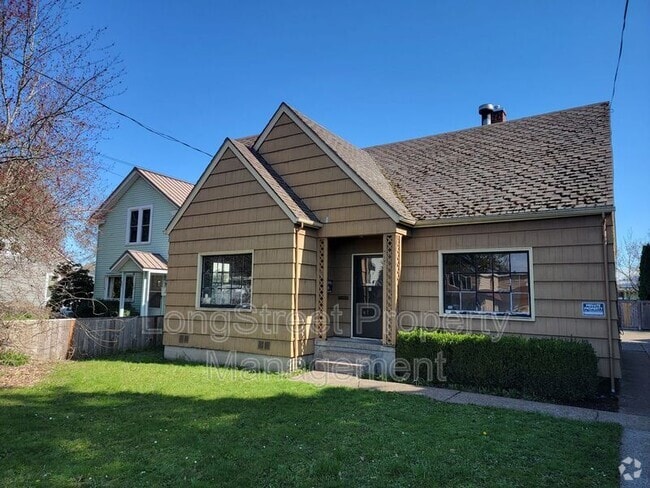 Building Photo - 517 NW 9th St Rental