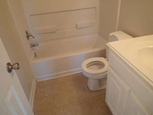 Photo - 6906 Lost Timber Ln