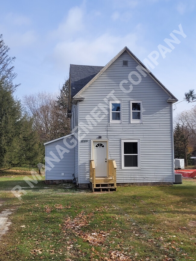 Building Photo - 4009 N 6th St