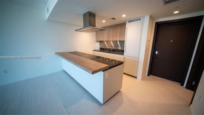 Photo - 1000 Brickell Plaza Unit 3411