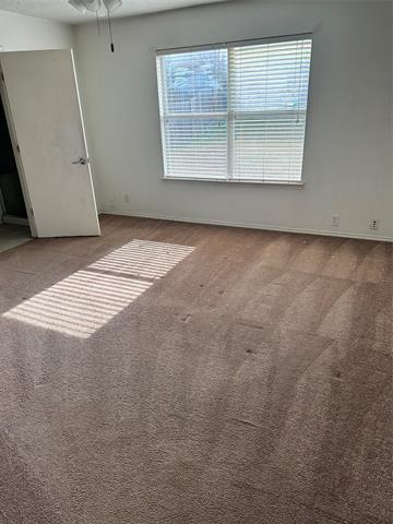 Photo - 708 River Run Dr