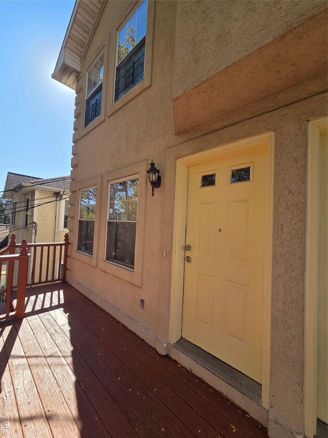 Building Photo - 444 N Terrace Ave Unit 1