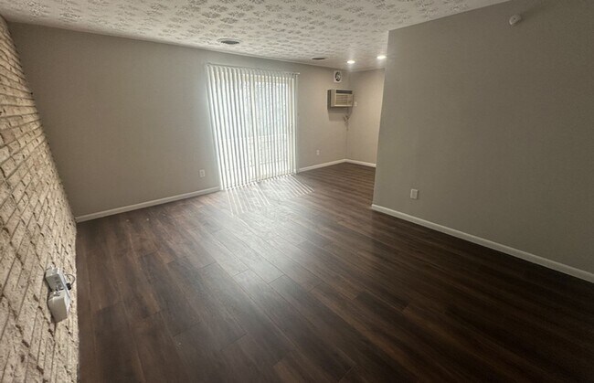 Photo - 545 Lowell Ave Unit 545-06