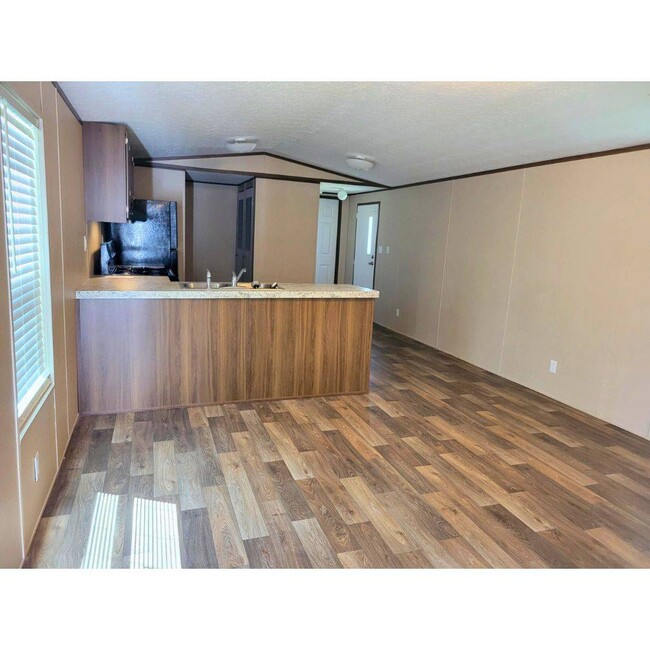 Building Photo - 15301 US-54