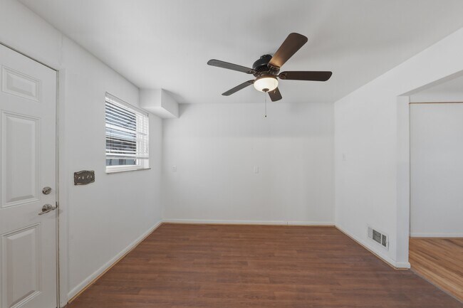 Photo - 1246 Thurnridge Dr