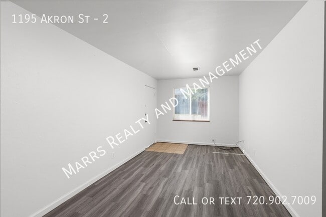 Photo - 1195 Akron St Unit 2