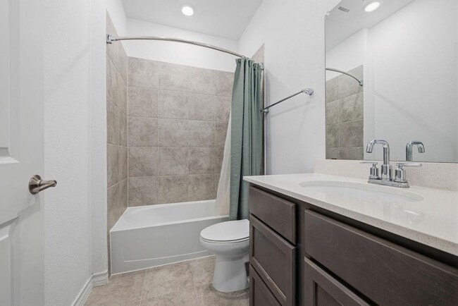 Photo - 205 Stinchcomb Rd