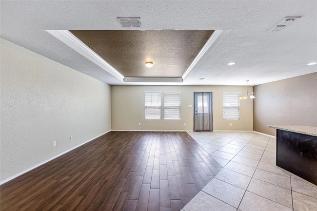 Photo - 1121 Rivers Creek Ln