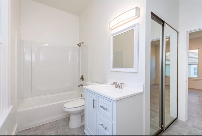 Photo - 2123 3rd St Unidad B
