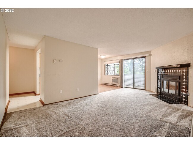 Photo - 12600 SE Freeman Way Unit 38
