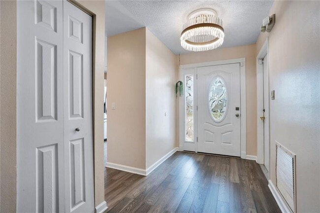 Photo - 4805 Kingston Cir