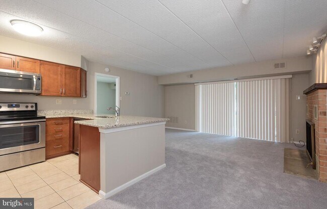 Photo - 510 Washington Pl Unit 10