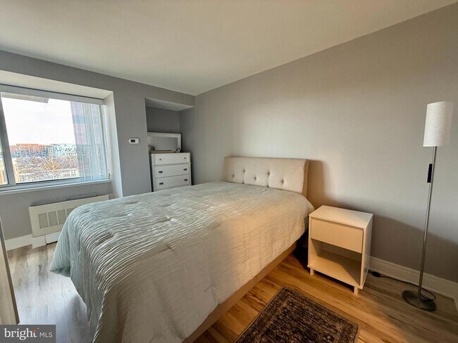 Photo - 800 4th St SW Unit 610