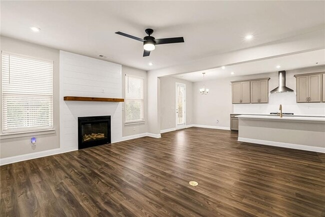 Photo - 639 Tigers Eye Ter