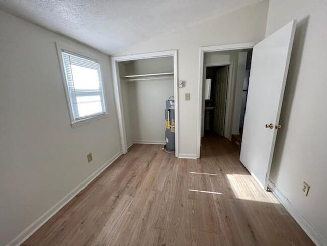 Photo - Downey Street Unit APT B