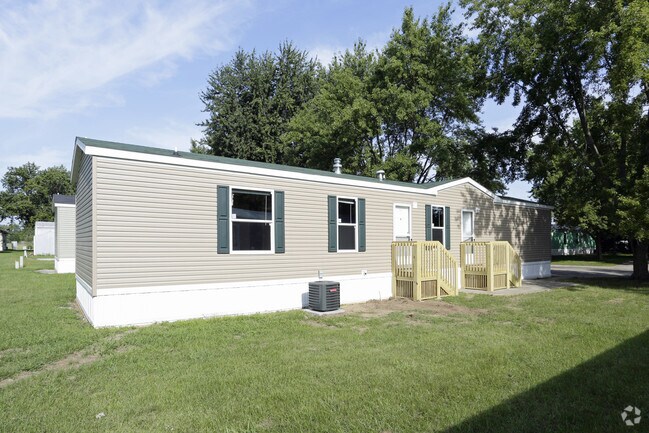 Photo - Brookside Manor