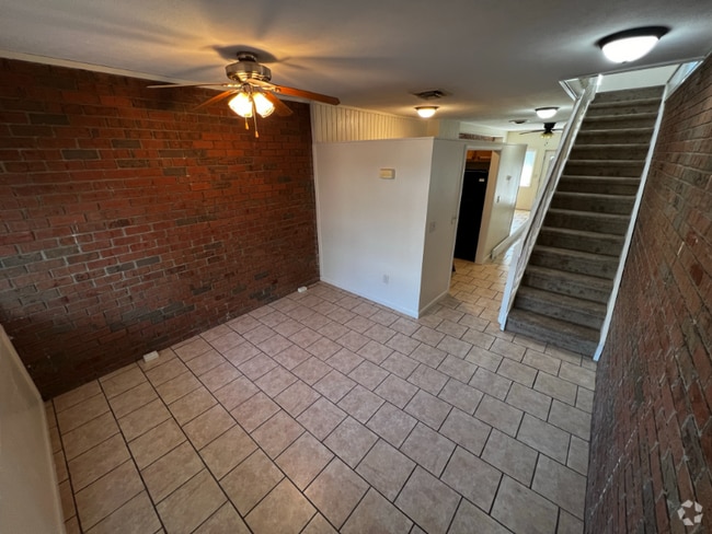 Building Photo - 171 Hutton St Unit 10 Rental