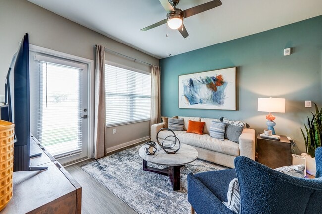 Aspire Vero Beach - Aspire Vero Beach Apartments