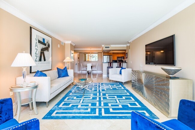 Building Photo - 99 SE Mizner Blvd Unit 215