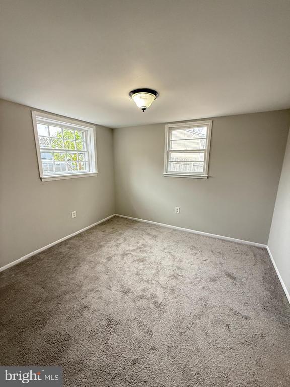 Photo - 5055 Lakeland Ct