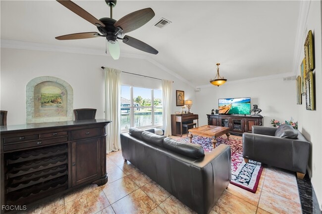 Photo - 1811 NE 5th Terrace