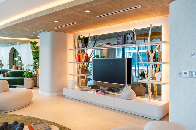 Photo - 700 NE 24th St Unit 3603