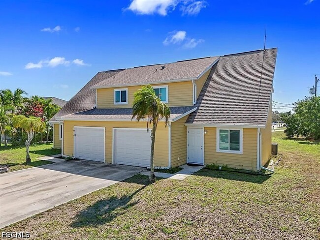Building Photo - 1101 Country Club Blvd