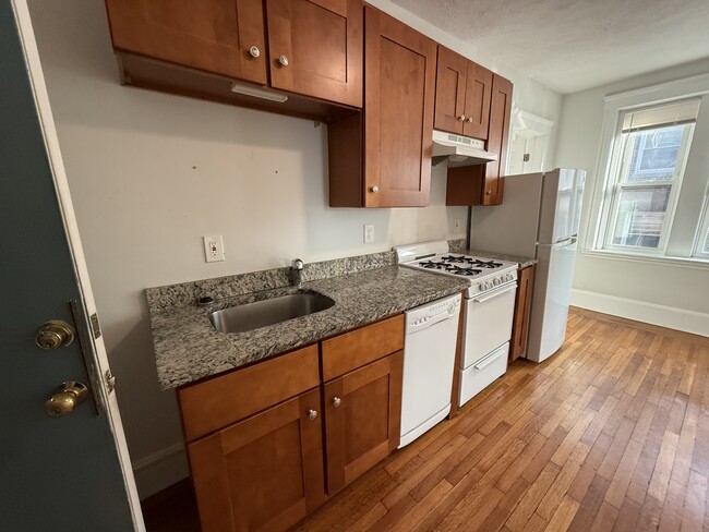 Photo - 1669 Commonwealth Ave Unit 27