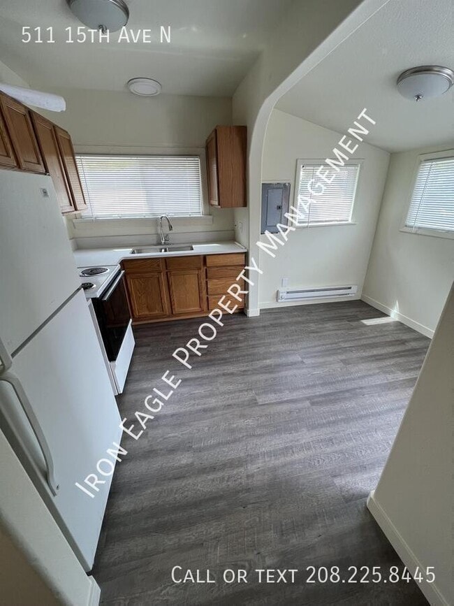 Photo - 511 15th Ave N