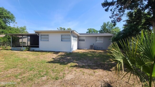 Photo - 2222 Harvard Rd