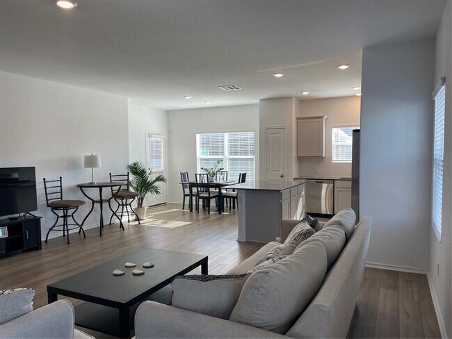 Photo - 129 Starflower Cv