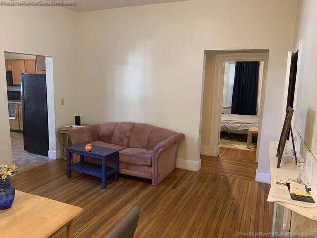 Photo - 18 Ashford St Unidad 2