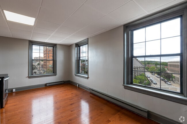 Studio - Living Space