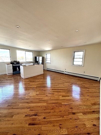 Photo - 585 Shirley St Unit 2