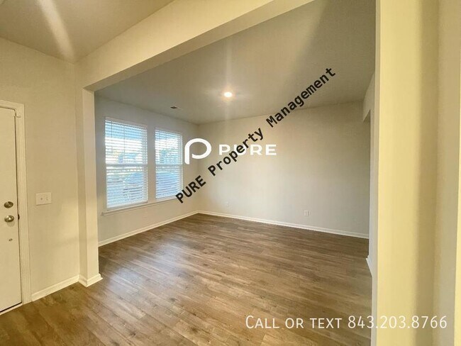 Photo - 5 bedroom 4.5 bath in Summers Corner!!!