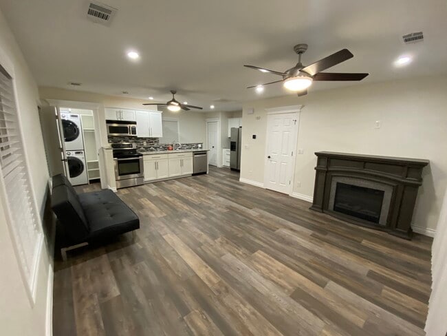 Building Photo - 10684 Belle Creek Blvd Unit 1