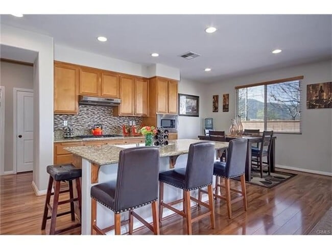 Photo - 24967 Cliffrose St