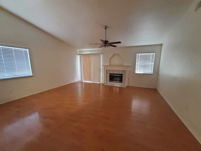 Photo - 5615 Sugar Pine Dr