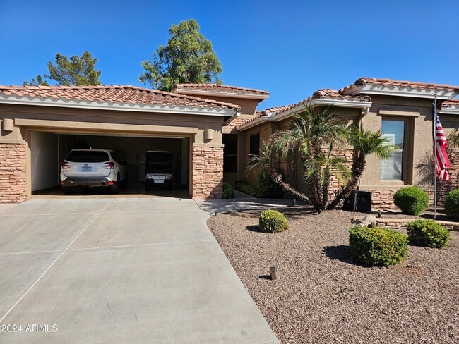 25111 S Golfview Dr