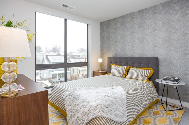 Photo - Ten at Clarendon